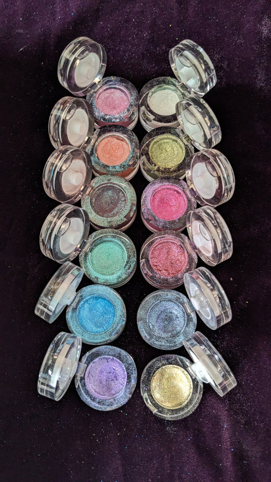 Sparkling Glitter Dust – 12 Vibrant Colors
