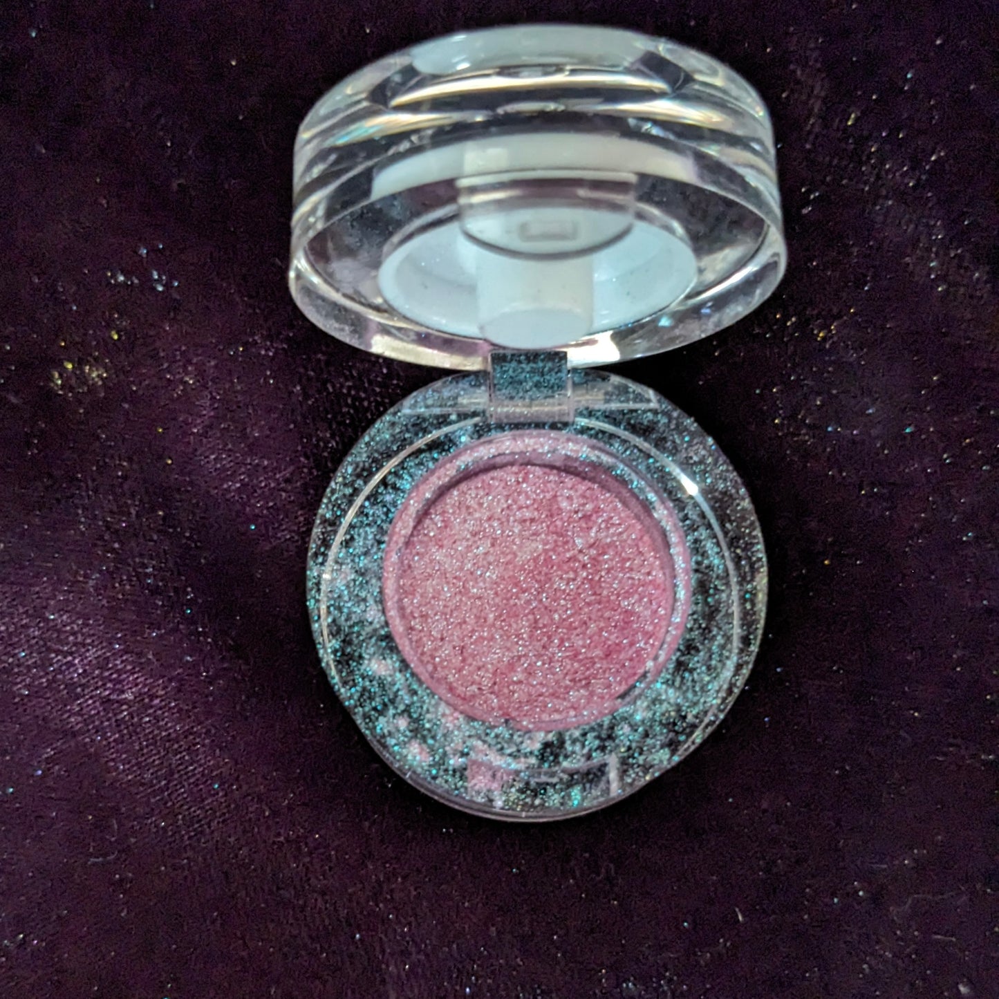 Sparkling Glitter Dust – 12 Vibrant Colors