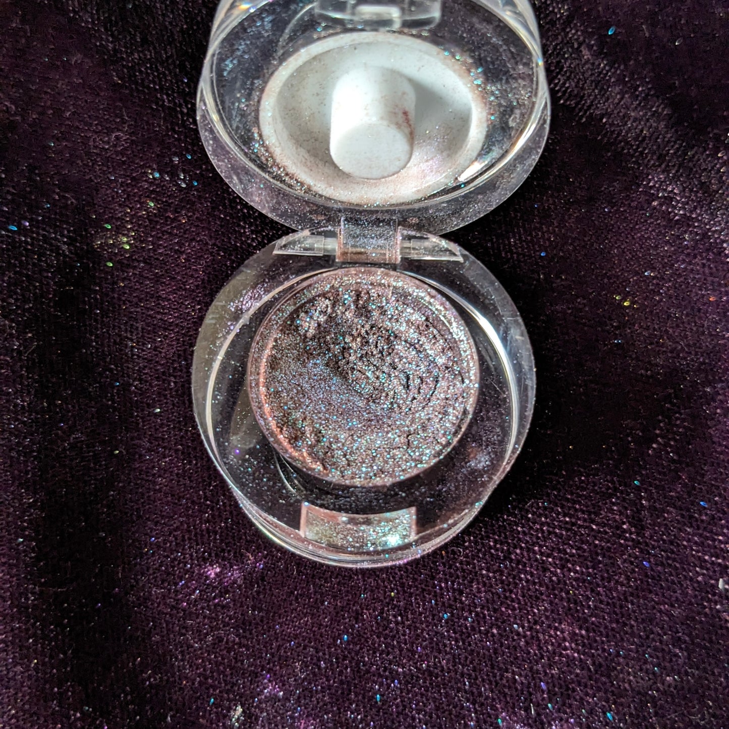 Sparkling Glitter Dust – 12 Vibrant Colors