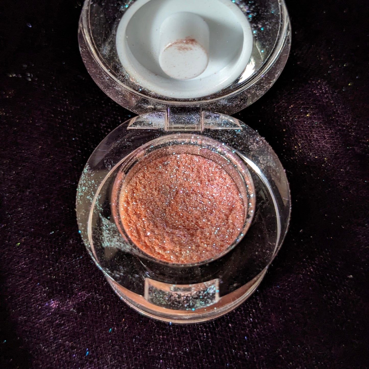 Sparkling Glitter Dust – 12 Vibrant Colors