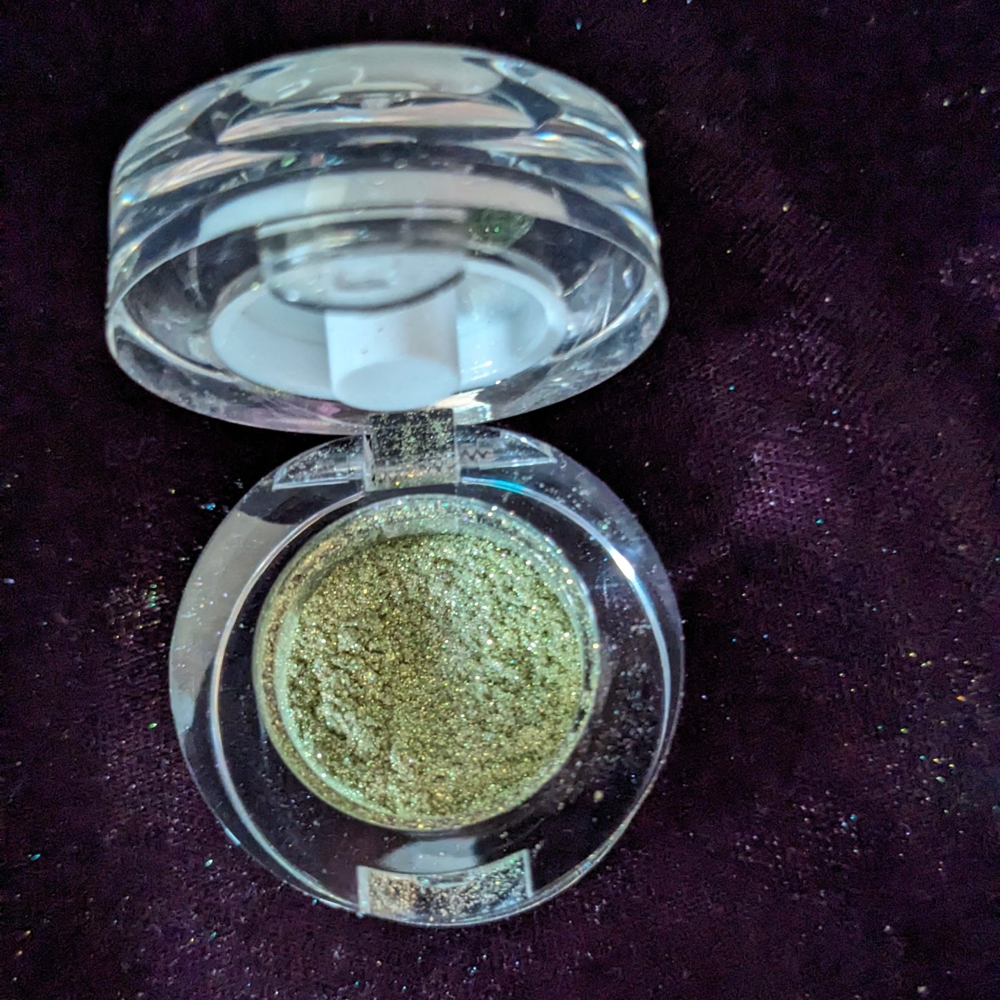 Sparkling Glitter Dust – 12 Vibrant Colors